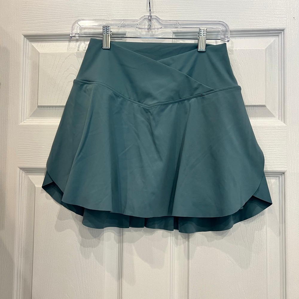 Active Skort Nylon Elastane Teal Crossover Waist Athletic Tulip Hem Skirt M